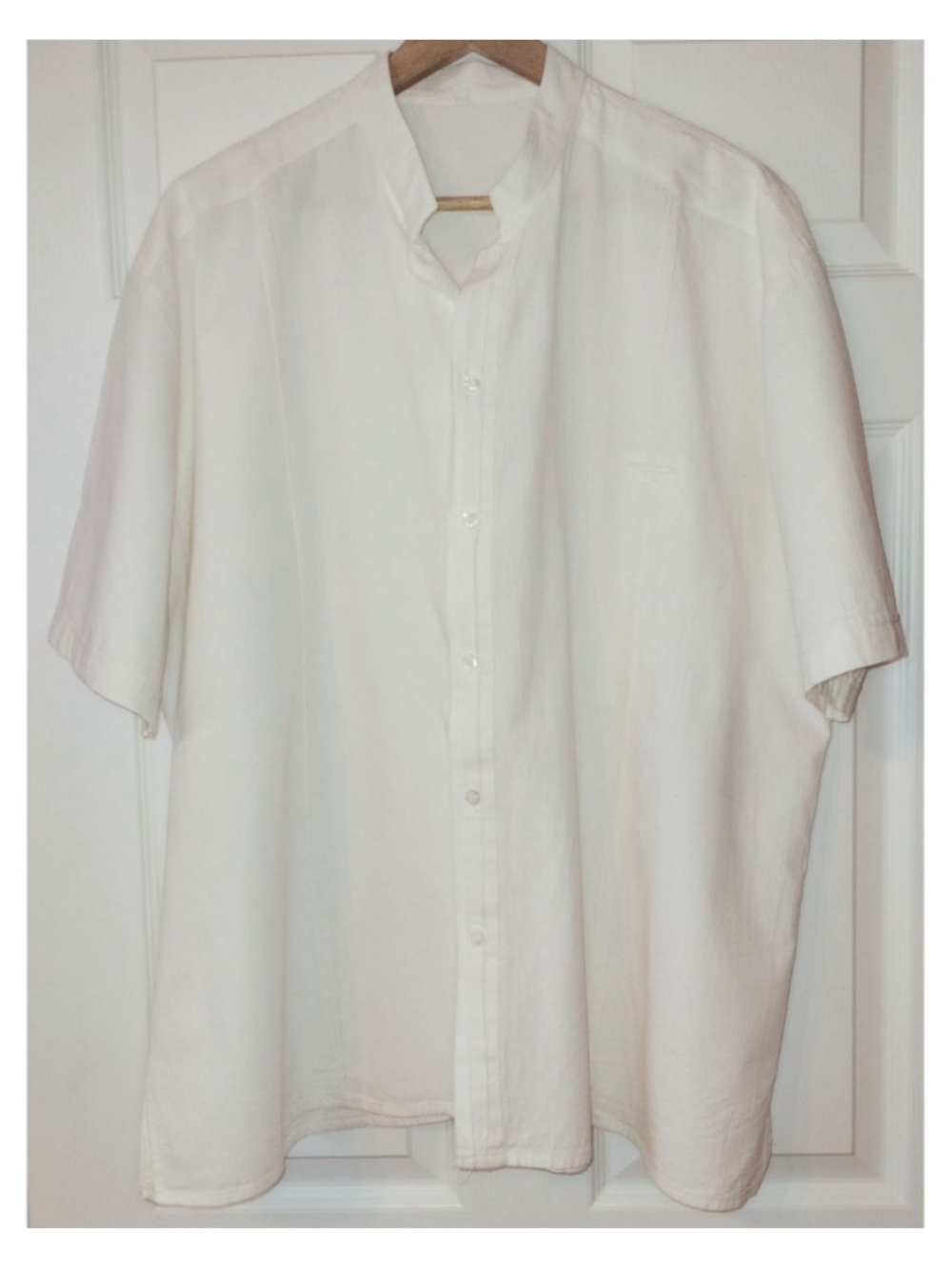 Men's Unbranded White Guayabera Style Casual Shirt (Size XL - 46)